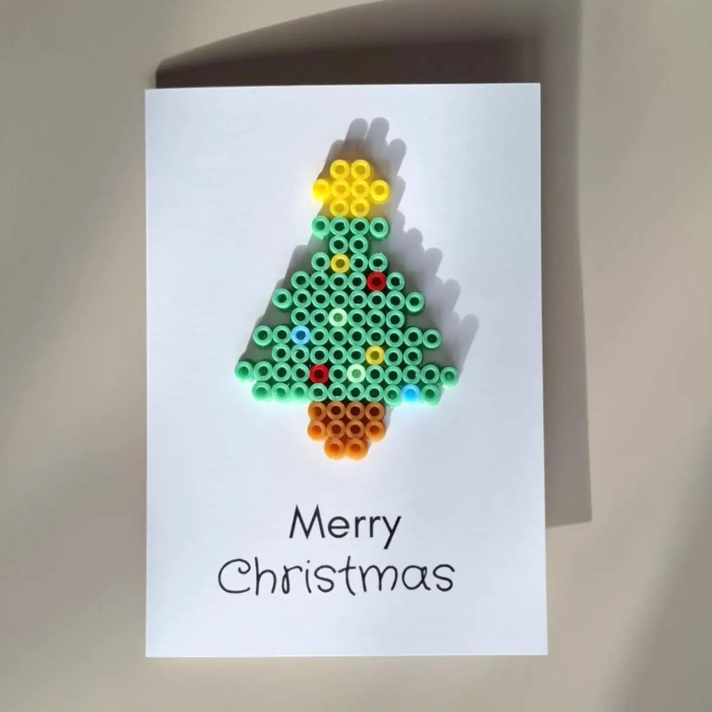 Carte sapin de Noël en perle