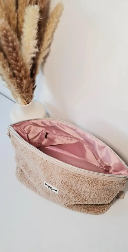 Pochette Magic Lifestyle, Teddy Rupert interieur vide 2.jfif
